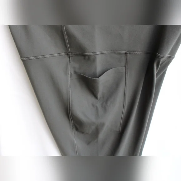 Athleta Salutation Stash Pocket II 7/8 Womens Tight Legging Aspen Olive Green XL - Picture 3 of 6